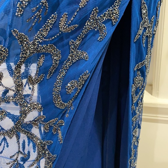 Aidan mattox fully beaded long sleeve V-Neck long gown - Picture 12 of 16